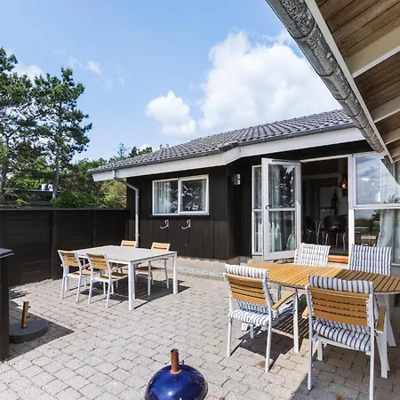 3 Bedroom Lovely In Casa de Férias