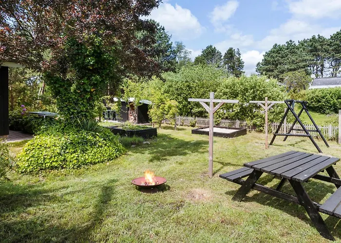 3 Bedroom Lovely In Feriehus *